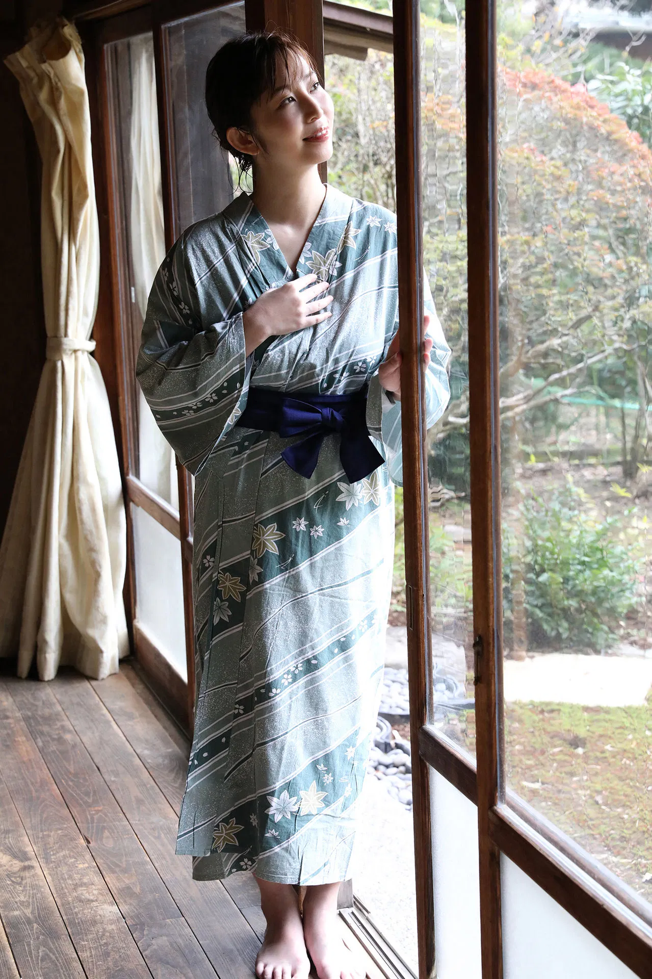 FRIDAYデジタル写真集 塩地美澄 「一泊二日、わけありな旅　ｖｏｌ．３　１３０ページの超完全版！」